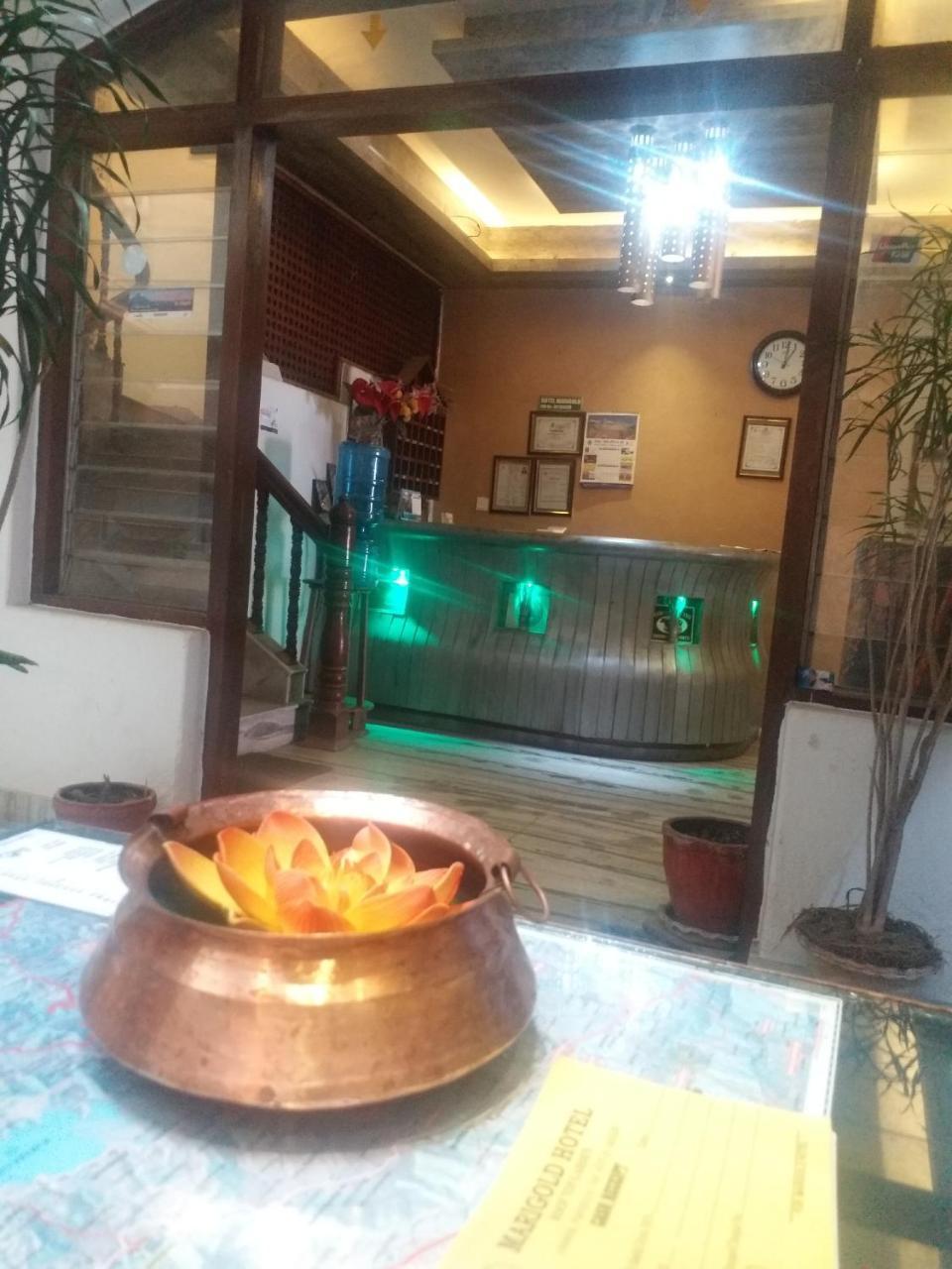 Hotel Marigold Pokhara Bagian luar foto